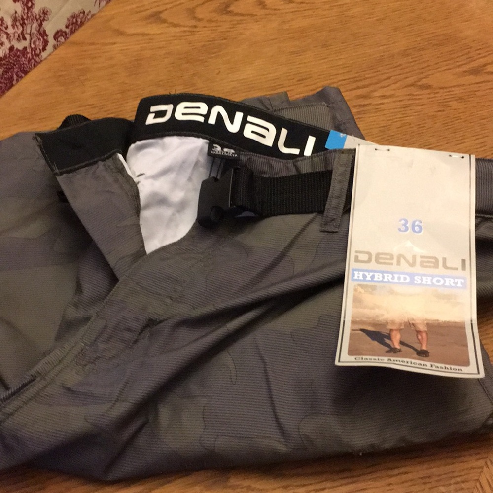 Men’s Denali shorts size 36